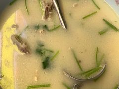 头尾豆腐汤-鹤睦鱼生·啫啫煲·海鲜(保利百合店)