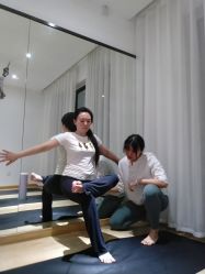 -凡瑜伽·普拉提