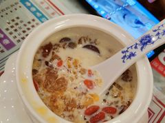 -捷信牛奶甜品世家(学府店)