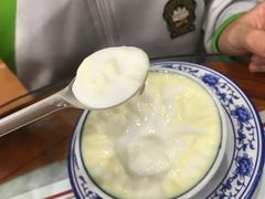 -捷信牛奶甜品世家(学府店)