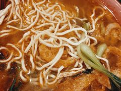 -易记皮肚面(明瓦廊店)