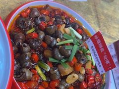 -老闵田螺馆·南昌特色小炒(梦时代店)
