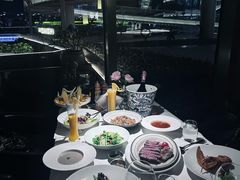 -MONICH牛排融合餐厅(和义大道购物中心店)