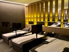 -涨巢·潮玩水疗局