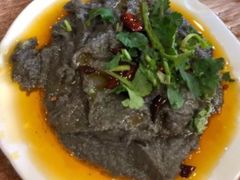 麻豆腐-宝瑞门钉肉饼店