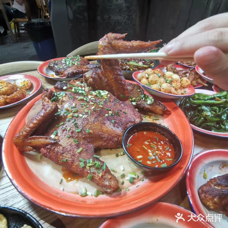 非常适合宵夜的店，烤鸡超美味！