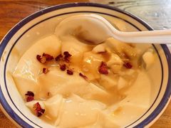 -云阿蛮云南生烫牛肉米线(奉贤路店)