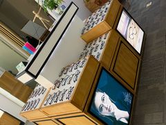 -LOGO眼镜·蔡司品牌折扣店(龙华清湖店)
