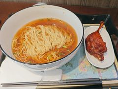 -百年老字号·观振兴蟹黄面·三虾面·苏式面(观前街富仁坊巷店)