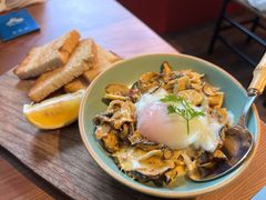 滇南杂菌配酸面包-山野板扎·云贵川Bistro(上海首店)