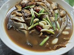 -健跳小海鲜(人民路店)
