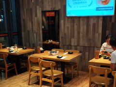 -华府九号海鲜烧烤大排档(龙域店)
