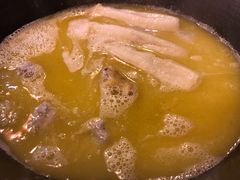 -鲜入围煮花胶鸡海鲜火锅