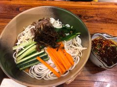 云南特色小锅米线-滇香肴·云南菜蒸汽石锅鱼(云南北路店)