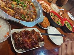 -爆炸头阿姨小四川正宗川味小吃(无任何分店)