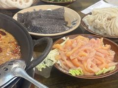 -黄潇洒老火锅(九眼桥宏济巷店)