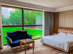 -蓝地时尚庄园(北京清河营地铁站店)