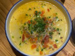 -野山舂·贵州现舂酸汤火锅(鸿通城店)