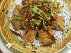 -艳阳天酒店(五里新村店)