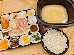 -阿香米线(中原万达店)