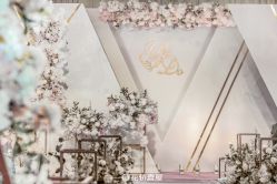 -花轿喜屋婚礼策划