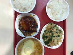 -来必堡(娄山关路店)