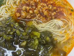 辣肉面-小桃园餐厅