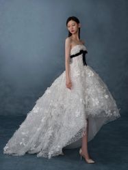 -不晚国际婚纱礼服