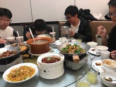 -小菜园新徽菜(宜兴八佰伴店)