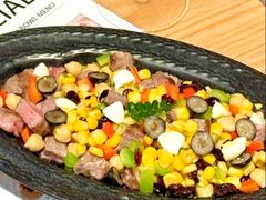 -马路牙子烧烤音乐酒馆(望京店)