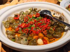 -头上红煨盐鸡·非遗院子餐厅