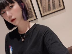 -PE SALON