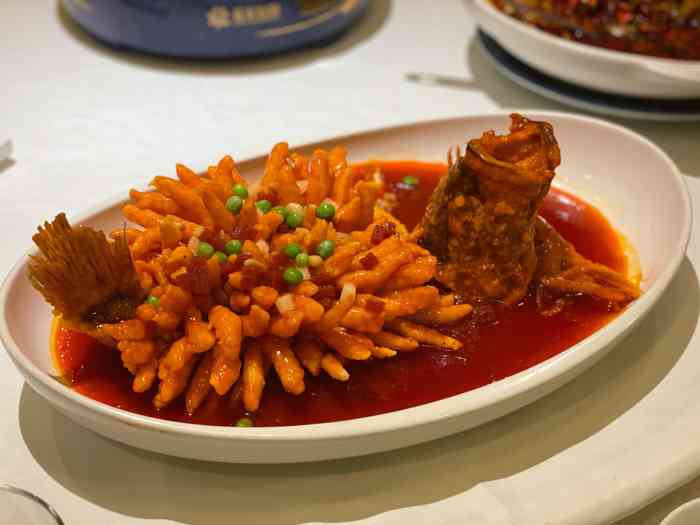 花家怡园(四合院总店)-"聚餐选的这里,装修就很古色古香,菜品味道.