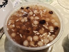 -芳婆糕团店(王府大街店)
