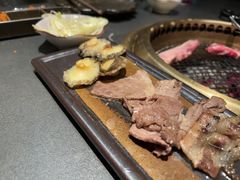 -铭牛烧肉·和牛海鲜自助(高新月牙湖店)