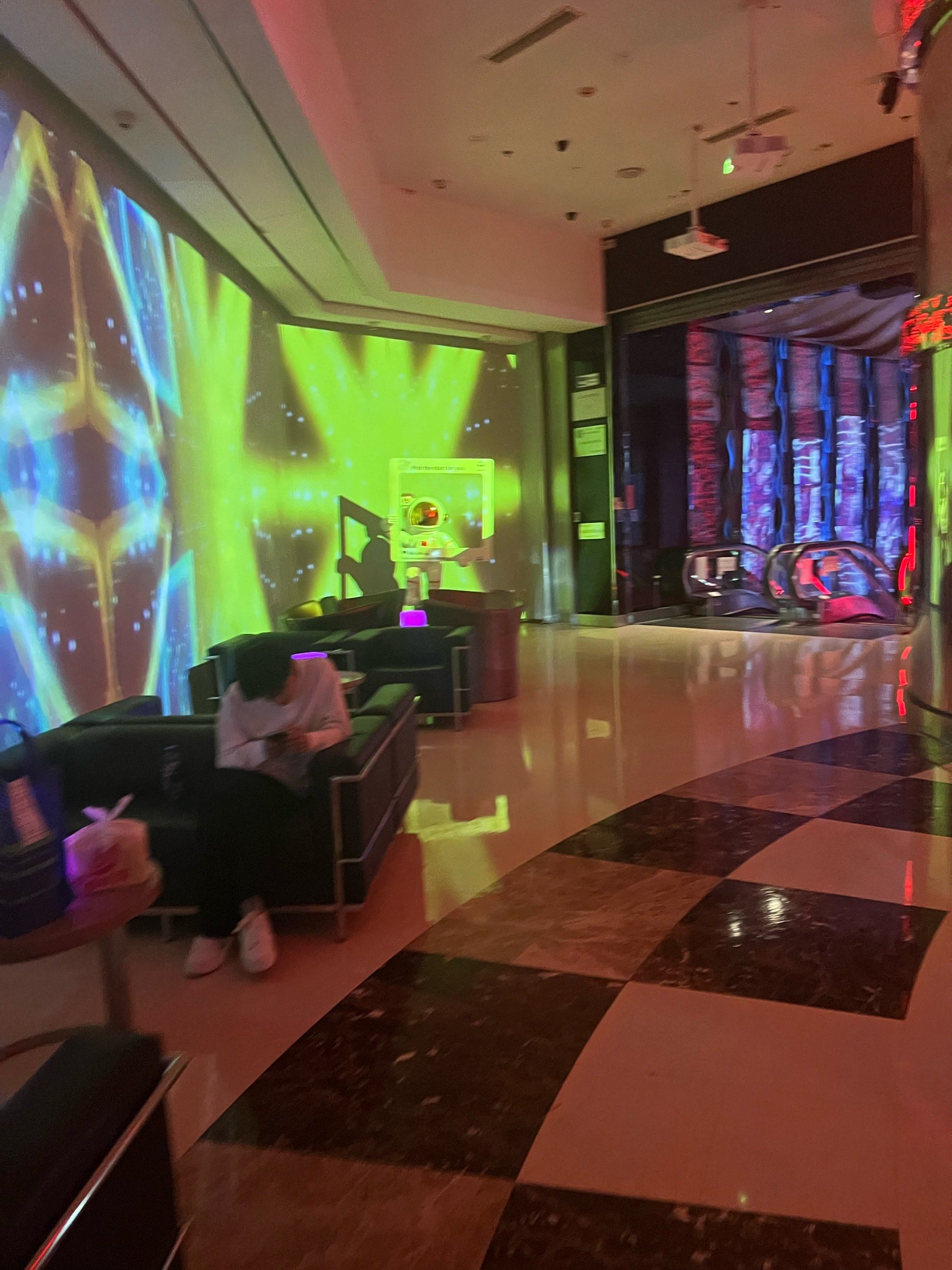 麦乐迪富力城店,赞!