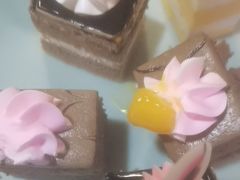 -金滏山烤肉·海鲜·火锅自助餐厅(襄阳万达店)