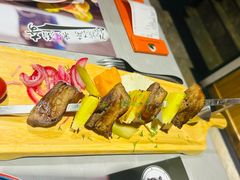 -米德维奇俄式西餐厅(西六道街店)