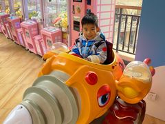 -王府井奥莱临潼小镇(临潼店)