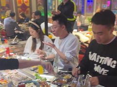 -马路牙子烧烤音乐酒馆(望京店)