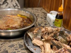 -肖肖酸萝卜鱼火锅(总店)