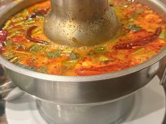-Chom Cafe and Restaurant