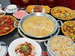 -老来福·非遗酸汤兔(凯旋路店)