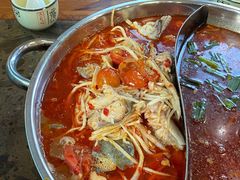 -黄利砖万峰林布依特色酸笋牛肉馆