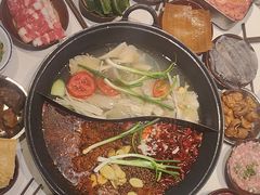 鸳鸯锅底-卤校长老火锅(杨家坪直营店)