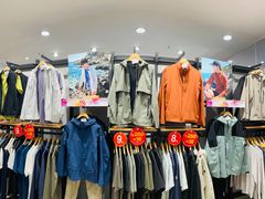 -翠微百货(龙德店)