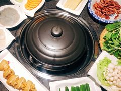 -大匠工房古船木艺术餐厅·猪肚鸡专门店(长白仙岛店)