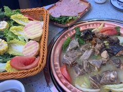 -阿婆情腊排骨火锅(金虹路店)