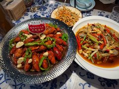 -川流不息·地道川菜·小龙虾(新松江路店)