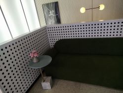 -PE SALON